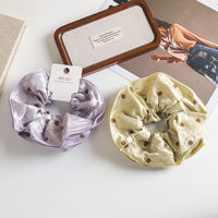MUJU B548 Chouchou à pois métalliques 16 cm 20g en tissu froissé scintillant, élastique volumineux pour cheveux, avec carte logo personnalisée, prêt à la vente au détail