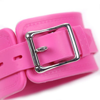 LOVE Bondage Esposas de silicona Muñequeras Tobilleras. Esposas de accesorios de juego sexual para adultos de cuero negro seguro y de alta calidad