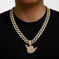 Collier cubain haut de gamme pour homme, serti de diamants, style vintage, tendance, bijoux hip-hop de marque avec pendentif gestuel 666, plaqué or