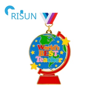 Venta al por mayor personalizado gracias mejor maestro medalla regalo personalizado maestro manzana medallón medalla medallas con cinta - Product Image 6