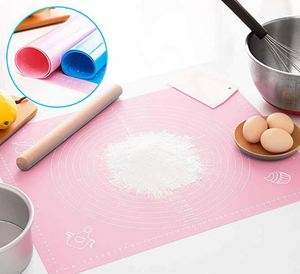 แผ่นรองอบซิลิโคนสำหรับรีดแป้งทำขนม พร้อมสเกลวัดขนาด ปลอดสาร BPA ไม่ติดและไม่ลื่น สีชมพู - Product Image 2