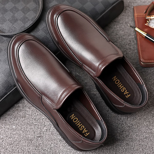 Mocassins en cuir noir pour hommes, bout rond, chaussures décontractées pour affaires, semelle en caoutchouc, confortables, à porter en automne - Product Image 2