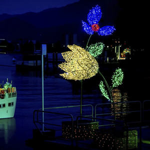 Luces Decorativas Comerciales para Fiestas, Luces LED 3D con Motivo de Escultura de Flores para Exteriores, para Parques y Calles - Product Image 1