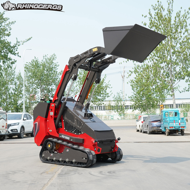 Rhinoceros Compact Stand-on Mini Loader Good Quality Skid Steer Loader KS1000 Kubota D1703 Engine