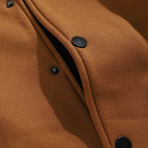 แจ็กเก็ตขนสัตว์ขนาดพลัสไซส์สำหรับผู้ชายคอตั้งพร้อมฮู้ดน้ำหนักเบาสำหรับใช้งานกลางแจ้งมีบริการ OEM - Product Image 5