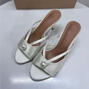 Sandales d'été élégantes à lacets en soie véritable, style luxe, talons blancs pour femme - Product Image 1