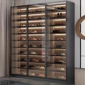 מסגרת אלומיניום מחוסמת זכוכית ארון גדול הוביל ארון מדף אורות נעל ארון מותרות אלגנטי ארונות נעליים מודרניים - Product Image 1