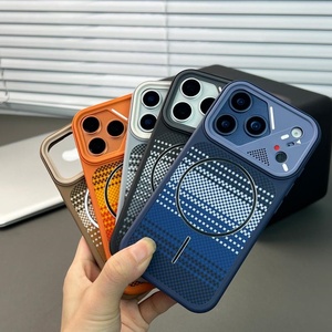 Funda Magnética para Teléfono con Textura de Fibra de Carbono para iPhone 17 13 14 15 16 Pro Max, con Botón Táctil para Cámara, Resistente a Impactos, Venta al Por Mayor - Product Image 3