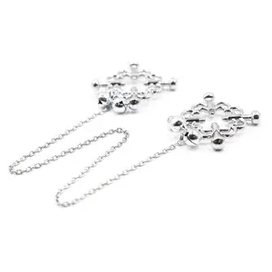 Wholesale Sex Metal Adjustable Breast Clip Flower Flirting Petals Supplies Screw Clip With Double Bell Chain