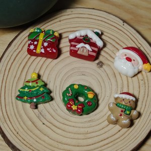 Assortiment de personnages de Noël en trois dimensions, peints à la main, en résine sculptée, aimants de réfrigérateur, collection de cadeaux de Noël - Product Image 3