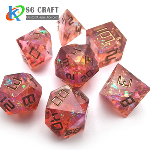 Vendita all'ingrosso a caldo personalizzato rosso miscela resina dungeon e drago poliedrico liquido nucleo dadi Set Dnd dadi per gioco da tavolo - Product Image 2