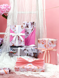 Rollo de papel de lujo de doble cara para cumpleaños al por mayor de fábrica, papel de regalo de 43cm X 3M para embalaje - Product Image 2