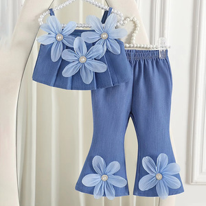 Produttore di Abbigliamento per Bambini, Set Estivo Casual da <span class=keywords><strong>Bambina</strong></span> in 2 Pezzi, <span class=keywords><strong>Pantaloni</strong></span> Morbidi e Top Senza Maniche con Motivi Floreali - Product Image 1