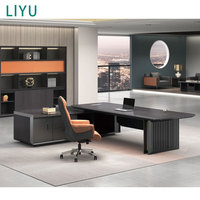 Bureau de direction moderne de luxe personnalisé Liyu, structure en bois modulaire en forme de L, mobilier de bureau de direction, fonctionnalités convertibles