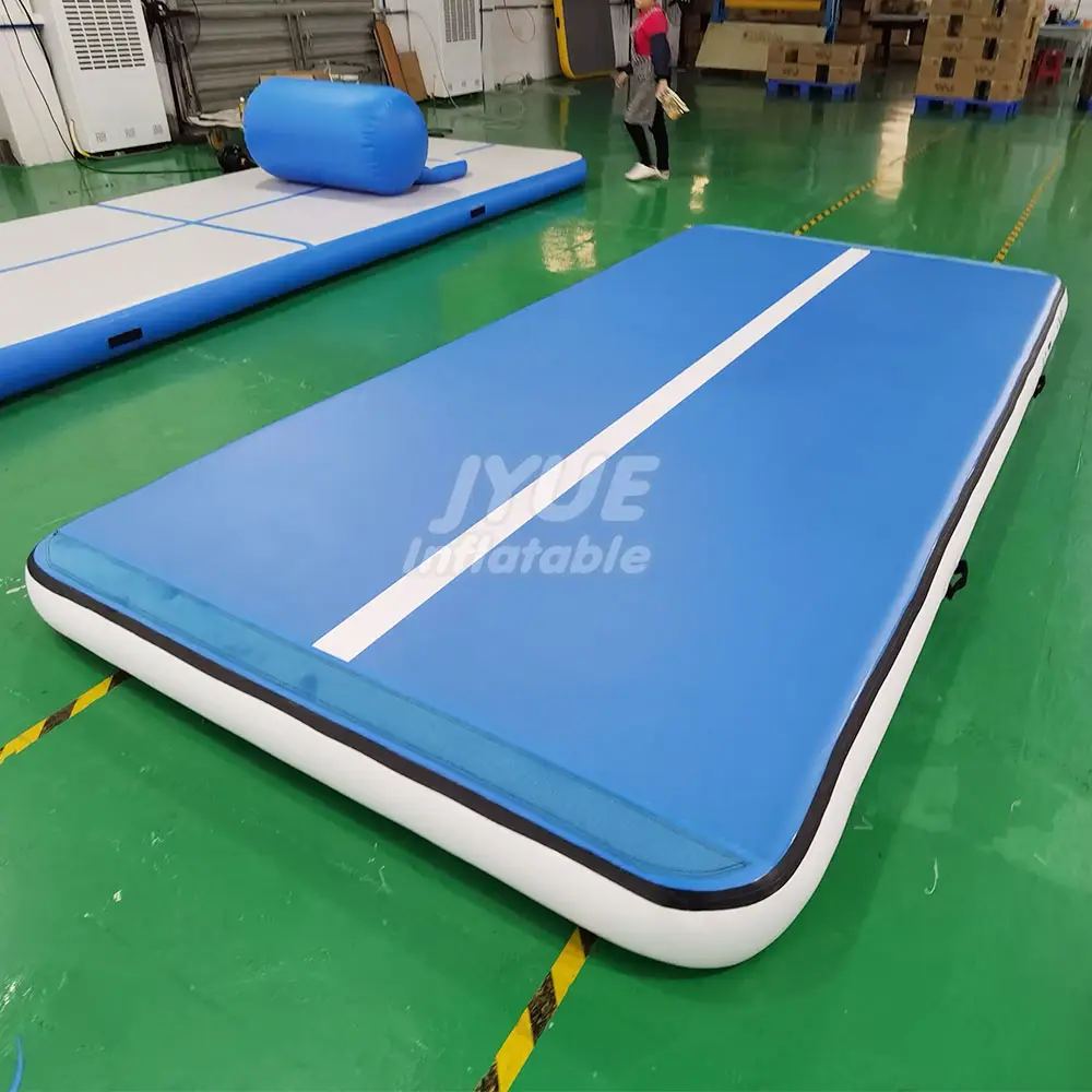 Penjualan laris murah matras Airtrack Senam Lantai udara murah Harga matras Tumble ukuran kustom untuk olahraga lari udara tiup untuk Gym