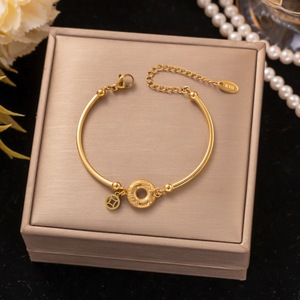 Nouveau Bracelet en Fer Inoxydable avec Pierre Naturelle, Élégant et Polyvalent, Plaqué Or 18 carats, Meilleure Vente, pour Femme, Anniversaire - Product Image 1