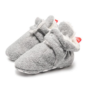 Chaussons chauds doublés polaire pour <span class=keywords><strong>bébé</strong></span> - Motif torsadé tricoté, semelle antidérapante, chaussons-chaussettes d'hiver pour nourrissons - Product Image 2