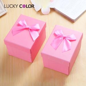 China Wholesale Cosmetic Packaging Gift Box Roses Flower Box For Mothers Day Valentine Wedding Gifts