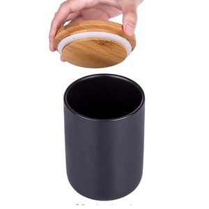 Simple Design Sealed Food Containers Matt Black Ceramic Storage Jar with Lid for Coffee Tea Spice and More