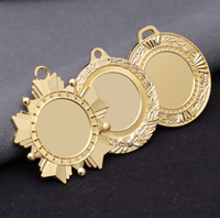 Médaille vierge en alliage de zinc multi-formes de qualité supérieure, finition polie, personnalisable avec gravure laser au centre, pour événements sportifs et récompenses d'entreprise