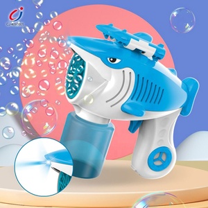 Chengji nuevo diseño <span class=keywords><strong>de</strong></span> <span class=keywords><strong>pistola</strong></span> <span class=keywords><strong>de</strong></span> <span class=keywords><strong>burbujas</strong></span> porosa eléctrica para niños juegos al aire libre fiesta <span class=keywords><strong>de</strong></span> verano niños <span class=keywords><strong>pistola</strong></span> <span class=keywords><strong>de</strong></span> <span class=keywords><strong>burbujas</strong></span> <span class=keywords><strong>de</strong></span> tiburón eléctrica - Product Image 3