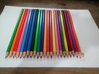 Machine automatique de fabrication de crayons en plastique, neuve, pour le traitement de crayons colorés en PP/PS, avec pompe à vis et moteur.