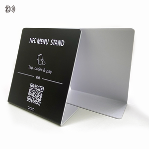 Diseño personalizado NTAG215 QR Code Display Stand Google Review Card <span class=keywords><strong>L</strong></span> Shape RFID NFC PVC Card Display Stand - Product Image 4