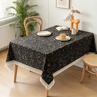 Nappe Jacquard Florale Vintage avec Pompons, Housse de Table Rectangulaire Tissée pour la Décoration de la Salle à Manger à la Maison