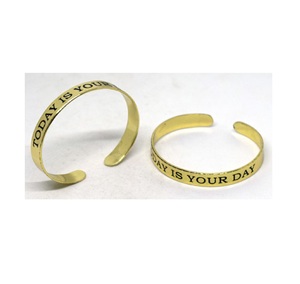 2025 Delaware New Year Family <b>copper</b> jewelry for party Round Roman Number <b>Bracelet</b> Geometric Jewelry Lacquer Coating Jewelry - Product Image 2