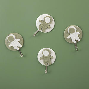 Crochet mural d'astronaute de dessin animé moderne adhésif fort crochet de porte sans poinçon créatif mignon <span class=keywords><strong>autocollant</strong></span> suspendu de cuisine en plastique - Product Image 1