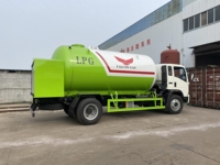Nouveau camion-citerne GPL HOWO 4X2 10000-14000L pour le transport et la ravitaillement de gaz propane liquide
