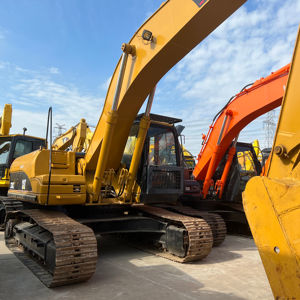 A Used Second-hand Excavator <b>Earth</b>-<b>moving</b> <b>Machinery</b> Cat 330CL of Sale - Product Image 1