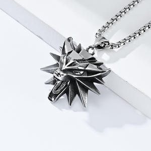 Collar de Acero Inoxidable con Cabeza de Lobo de Witcher 3, Colgante Geométrico con Puntas para Hombre, Joyería de Regalo - Product Image 3