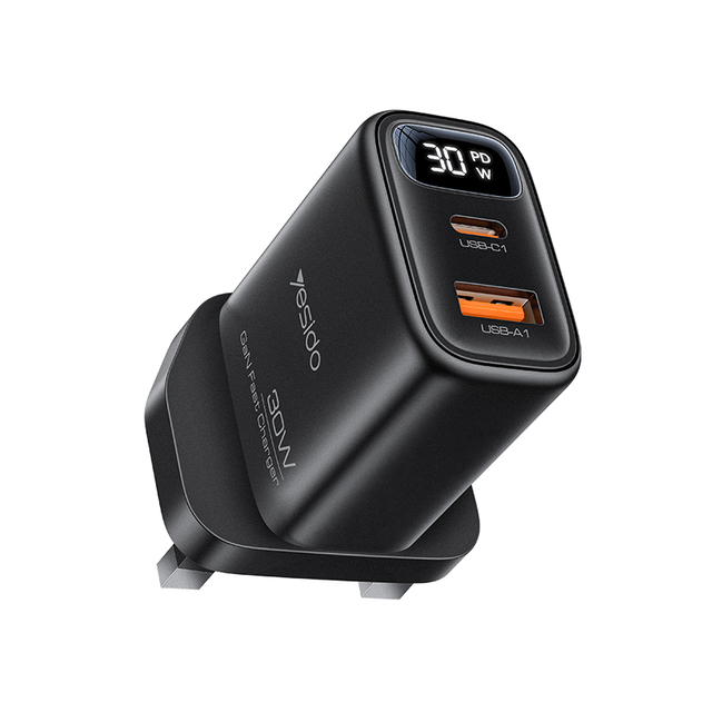 Yesido PD 30W Fast Charging USB-C & USB-A Dual Ports Digital Display Charger UK Standard Charger YC121