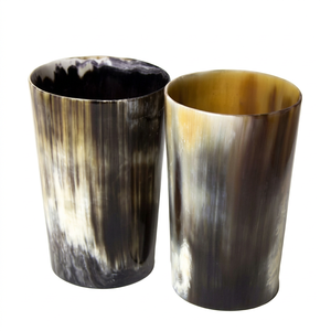 Mug en corne de luxe fait main, récipient à boisson traditionnel, vaisselle rustique pour la maison, le bar, le restaurant et les occasions spéciales - Product Image 1