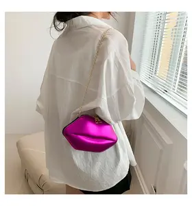 2023 New Fashion Korean Mini Bag Frauen Süße Mini Umhängetasche Chain Lips Kleine Tasche für Mädchen