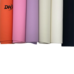 جلد صناعي من البولي يوريثان مقاوم للتحلل المائي بسماكة 1.35 مم بألوان متنوعة للبيع بالجملة والتجزئة - Product Image 3