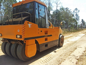 Maquinaria de Construcción de Alta Eficiencia, <span class=keywords><strong>Compactador</strong></span> Neumático de Presión Ajustable para Pavimento de Asfalto, Rodillo para Carreteras - Product Image 2