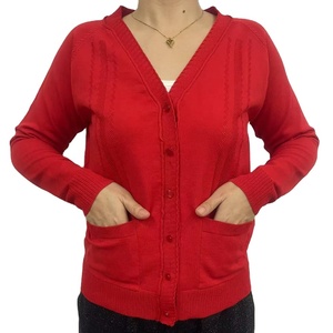 Áo len nữ cổ V trơn, may đo theo yêu cầu, 200 tùy chọn màu sắc, kiểu dáng cổ điển bất hủ, nút DTM, dáng regular fit, có túi trước chi tiết. - Product Image 1