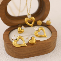 Ensemble de bijoux en acier inoxydable non terni en forme de cœur avec zircon, accessoires haut de gamme non décolorants pour femmes