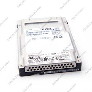 Unidad de Estado Sólido Read Intensive de 7.68 TB, U.2 2.5" CD6 KCD6ILUL7T68 NVME, PCIe 4.0, 6200 MB/s, para Servidor de Centro de Datos - Product Image 3