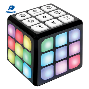 <span class=keywords><strong>Jeu</strong></span> électronique de mémoire et de réflexion 4-en-1 pour enfants, garçons et filles, avec cube lumineux, jouet éducatif STEM - Product Image 1