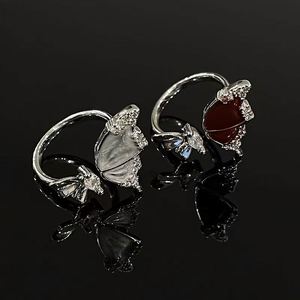 Bague ajustable délicate en zircon papillon pour femme, bijoux punk exquis en émail et zircon pour femme - Product Image 1
