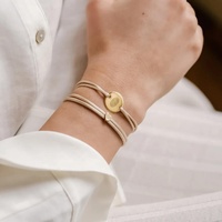 Bracelet en cordon de soie avec breloque cœur en acier inoxydable plaqué or 18 carats PVD, résistant à l'eau et au ternissement, bijou cœur d'amour pour maman