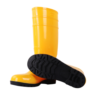 รองเท้าบูทยางกันน้ำสีเหลืองแบบส้นสูงหัวเหล็กสำหรับทำงานในฟาร์ม - Product Image 2