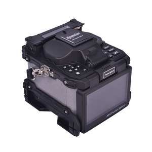 Soudeuse par fusion ARC pour fibres optiques avec cisaille à fibres - Product Image 1