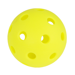 Высококачественный 26-дырочный тренировочный мяч для пиклбола для игры в помещении, изготовленный методом литья под давлением, с возможностью нанесения логотипа - Product Image 2