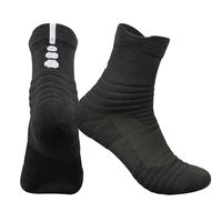 Vente en gros Serviette Crew pour l'extérieur en éponge anti-dérapant pour hommes Chaussettes de basket-ball Bank Emballage avec logo personnalisé Chaussettes Basketball Elite