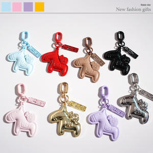 Porte-clés en métal motif cheval de dessin animé mignon, porte-monnaie, pendentif pour sacs, prochainement disponible - Product Image 2