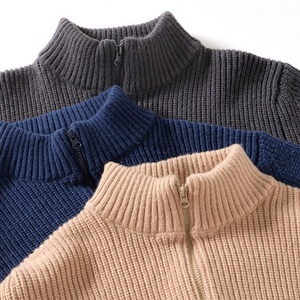 Cardigan en maille côtelée pour homme, col montant zippé, style décontracté, personnalisable avec logo OEM, par un créateur - Product Image 3